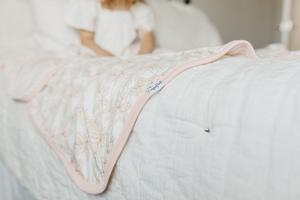 Three-Layer Quilt - Kiana